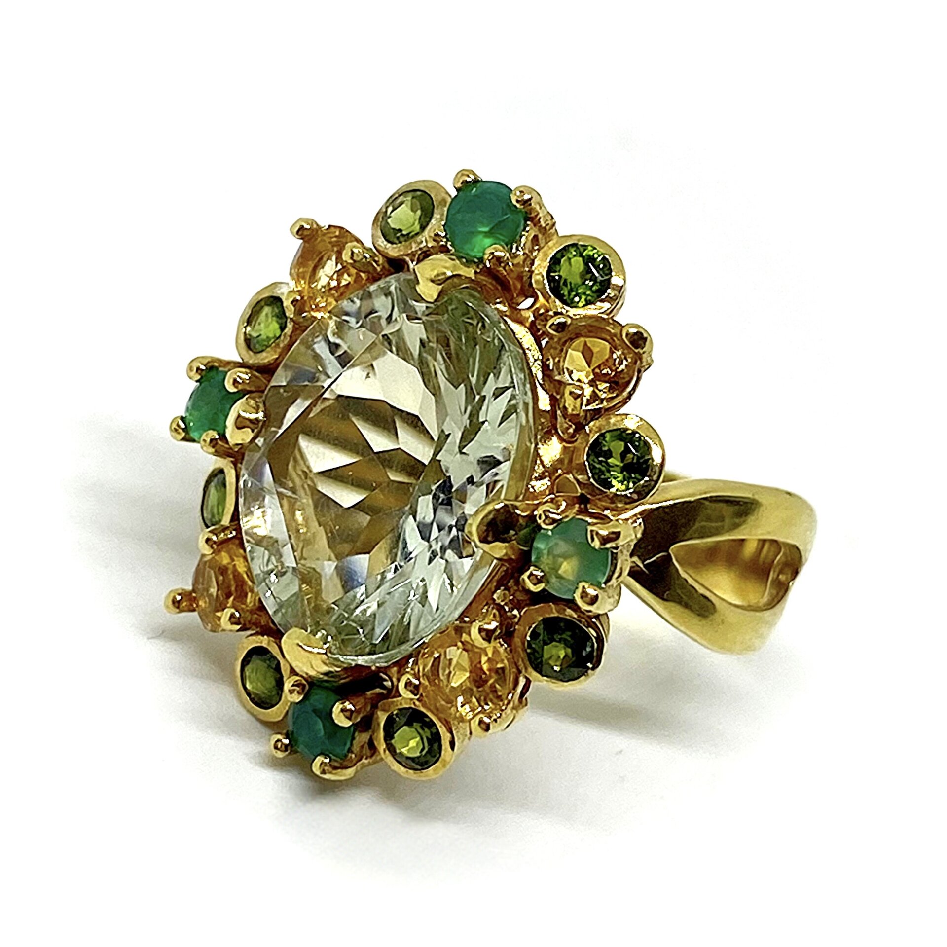 Exclusivo anillo con preciosos Citrinos, Onix y Diopsidos con un Ametista Verde. - 4