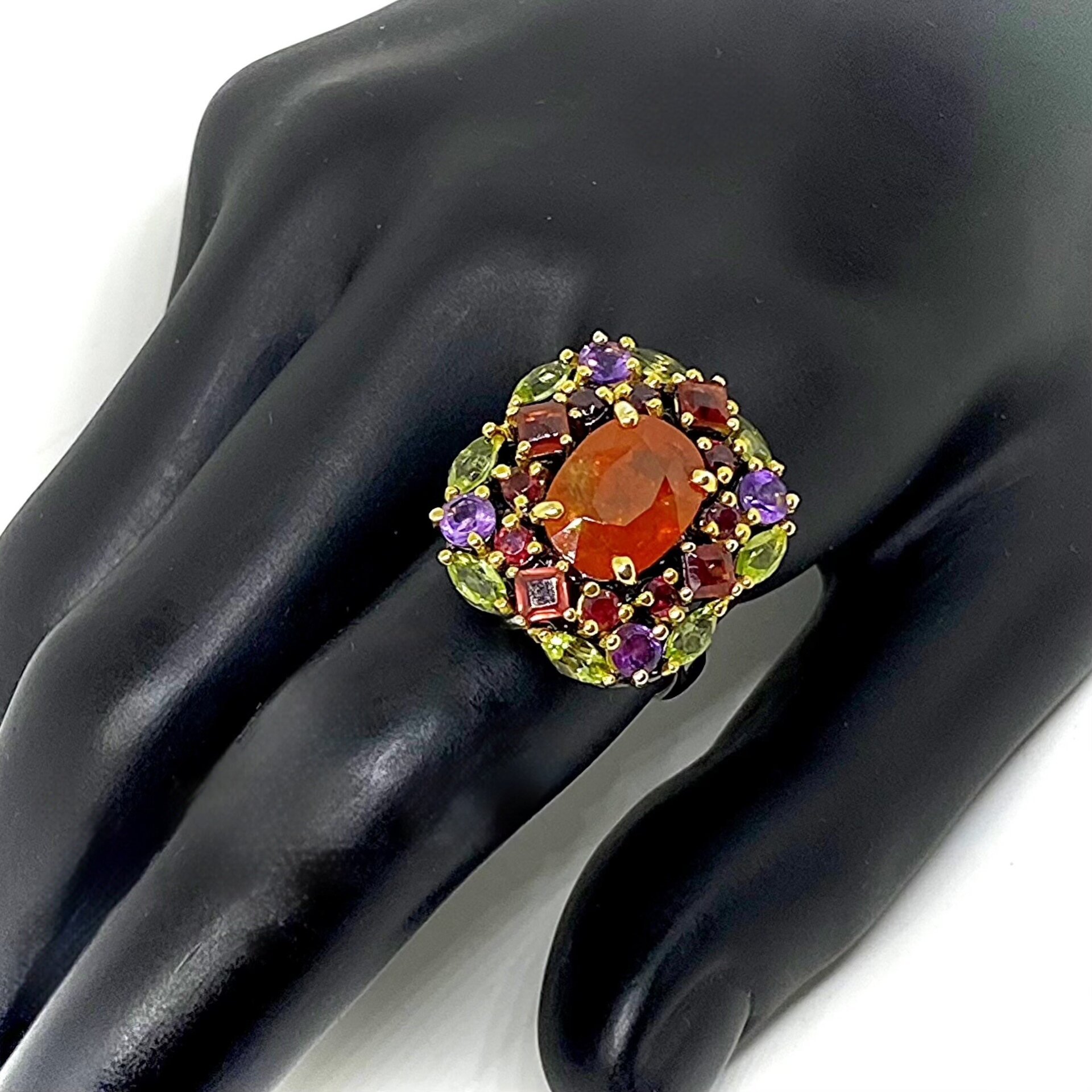 Magnífico anillo con preciosas Amatistas, Peridotos y Granates - 8
