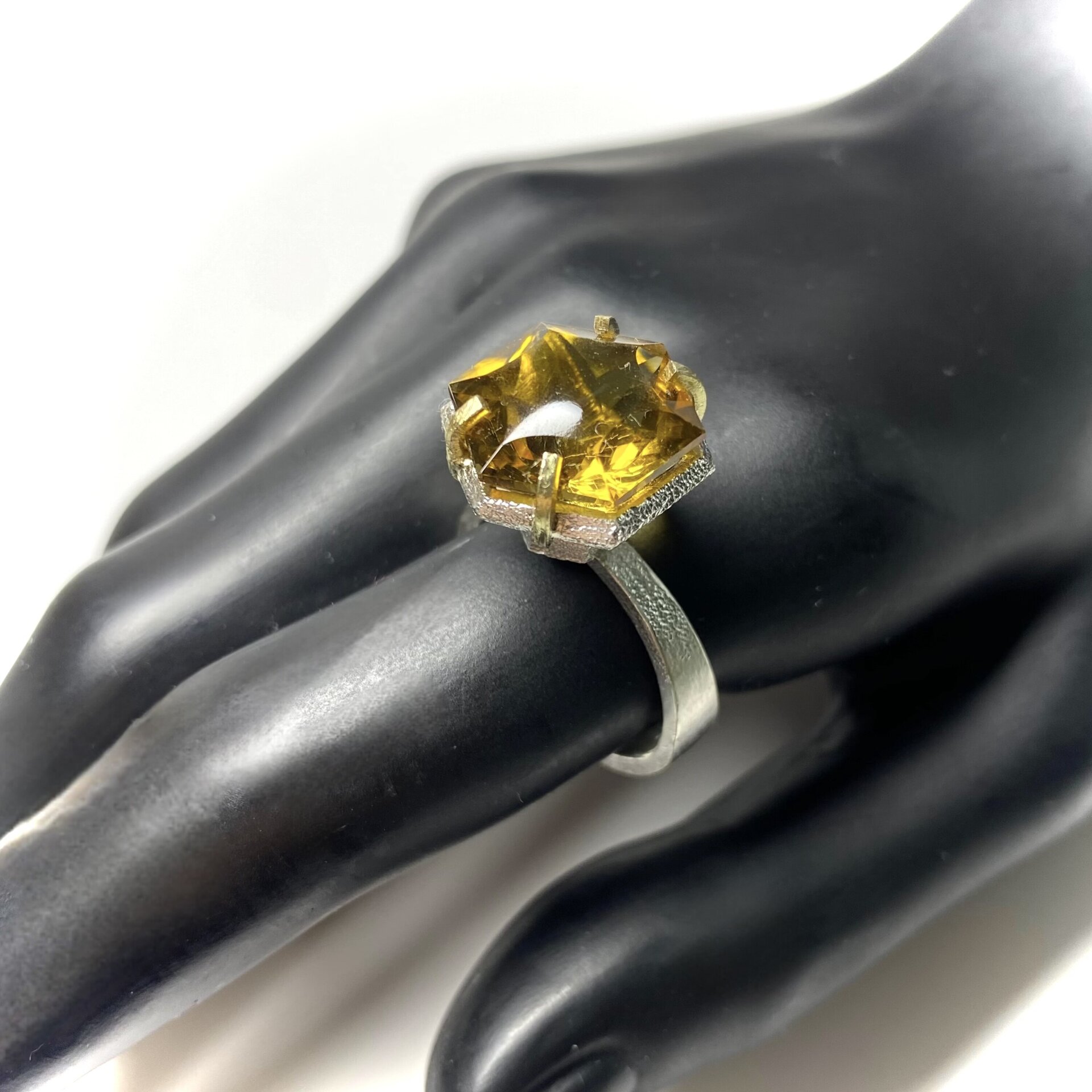 Precioso y gran anillo con precioso Citrino natural del Brasil. - 6