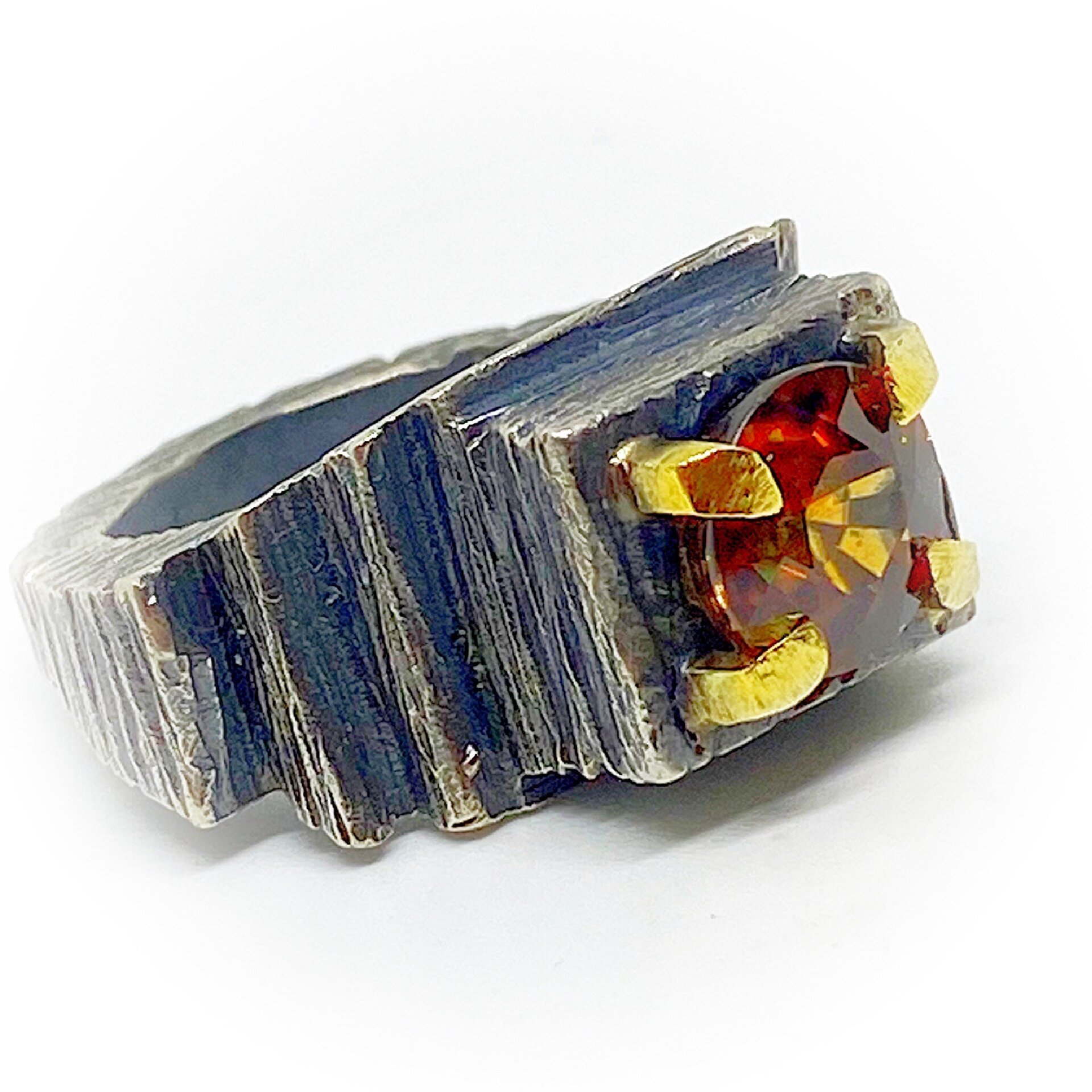 Exclusivo anillo con precioso Zircon redondo - 6