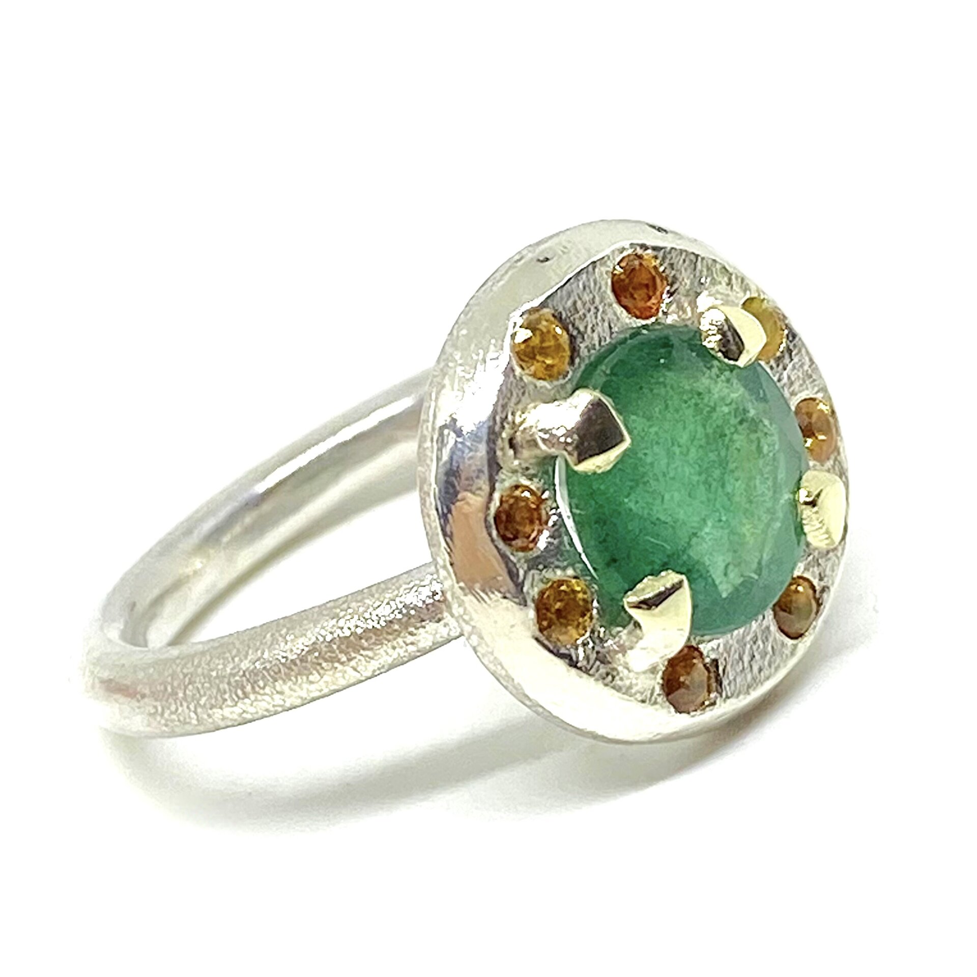 Impresionante anillo con preciosa y gran Esmeralda natural certificada. Anillo. - 6