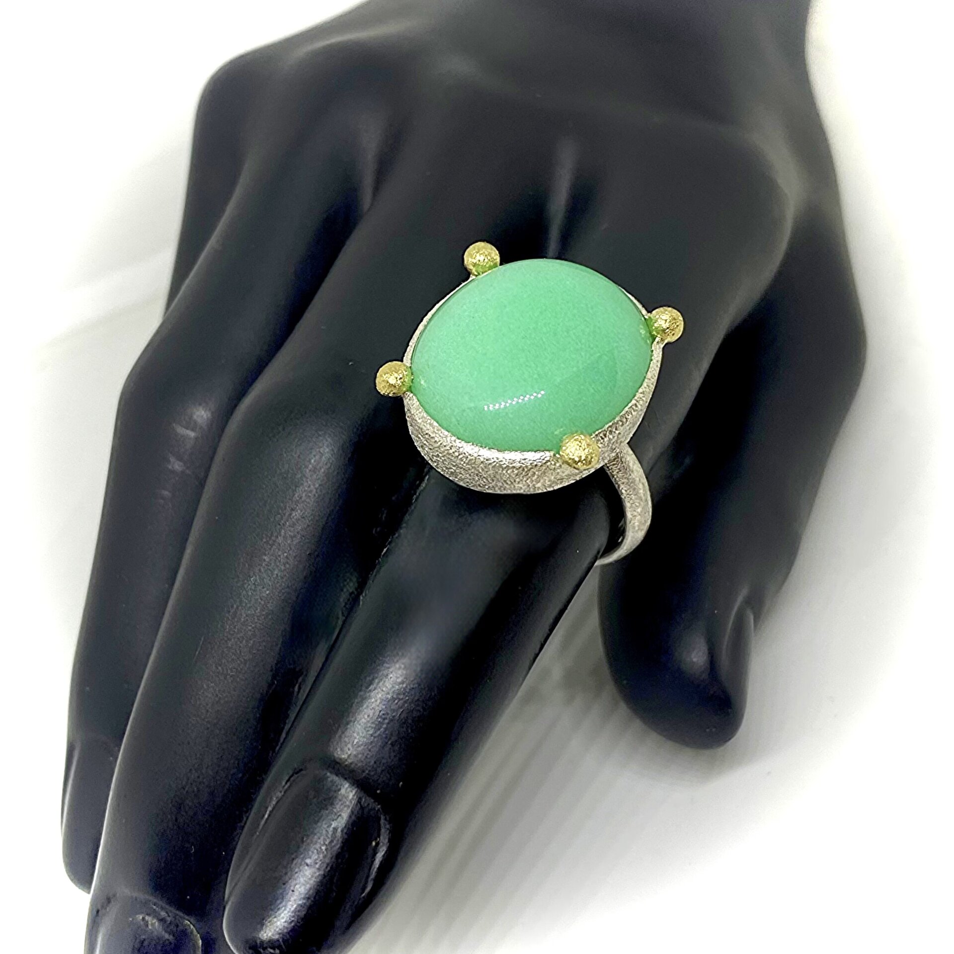 Magnífico anillo con magnífica y gran Calcedonia verde (Crisoprasa) - 5