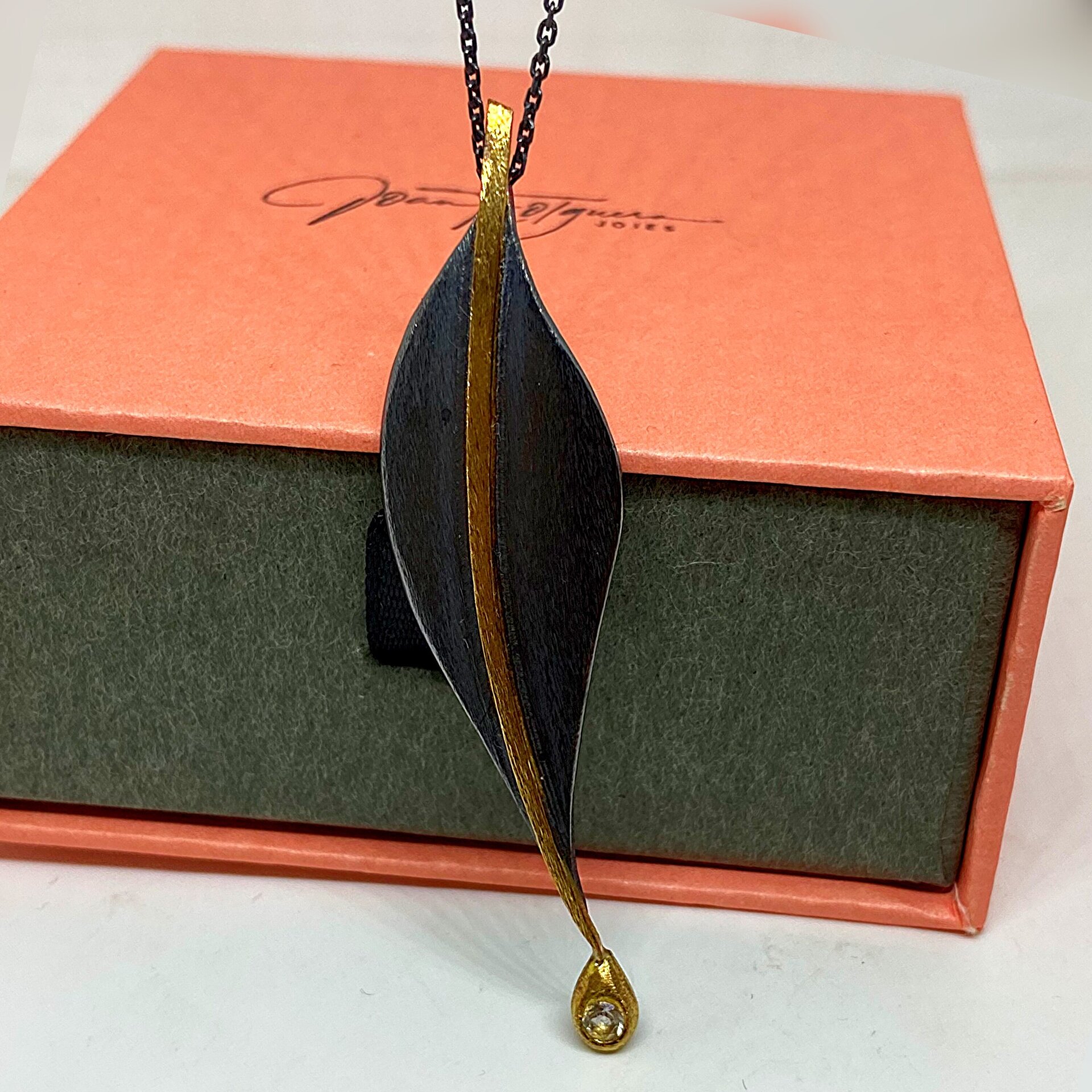 Maravilloso colgante de diseño exclusivo con cadena en Plata de ley. - 5