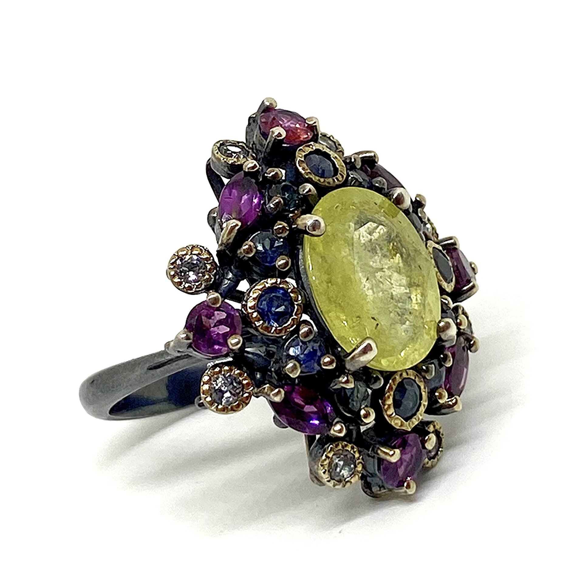 Precioso anillo con preciosos Granates, Topazios y Zafiros con un Zafiro Amarill - 2