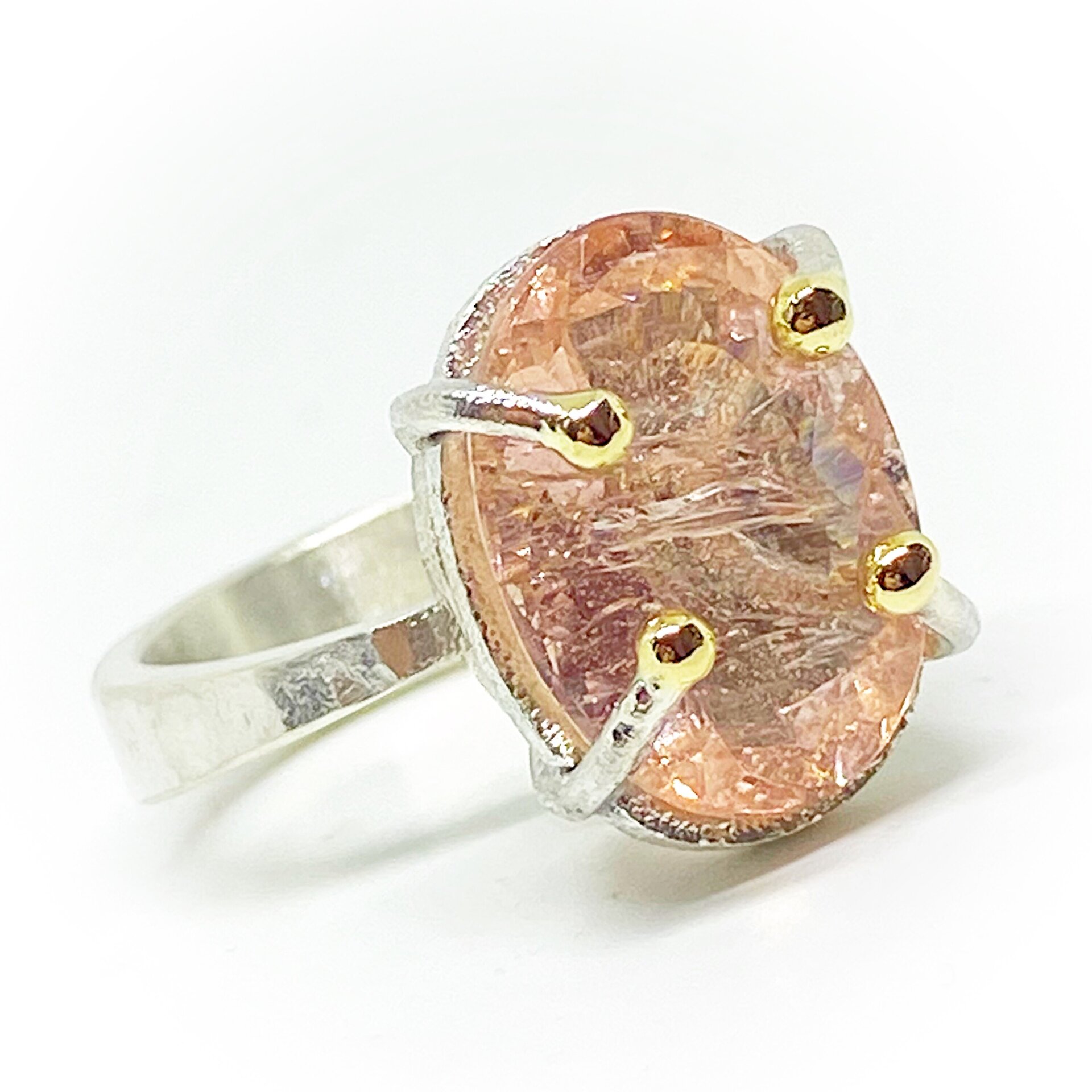 Magnífico anillo con magnífica y gran Morganita natural ovalada. - 6