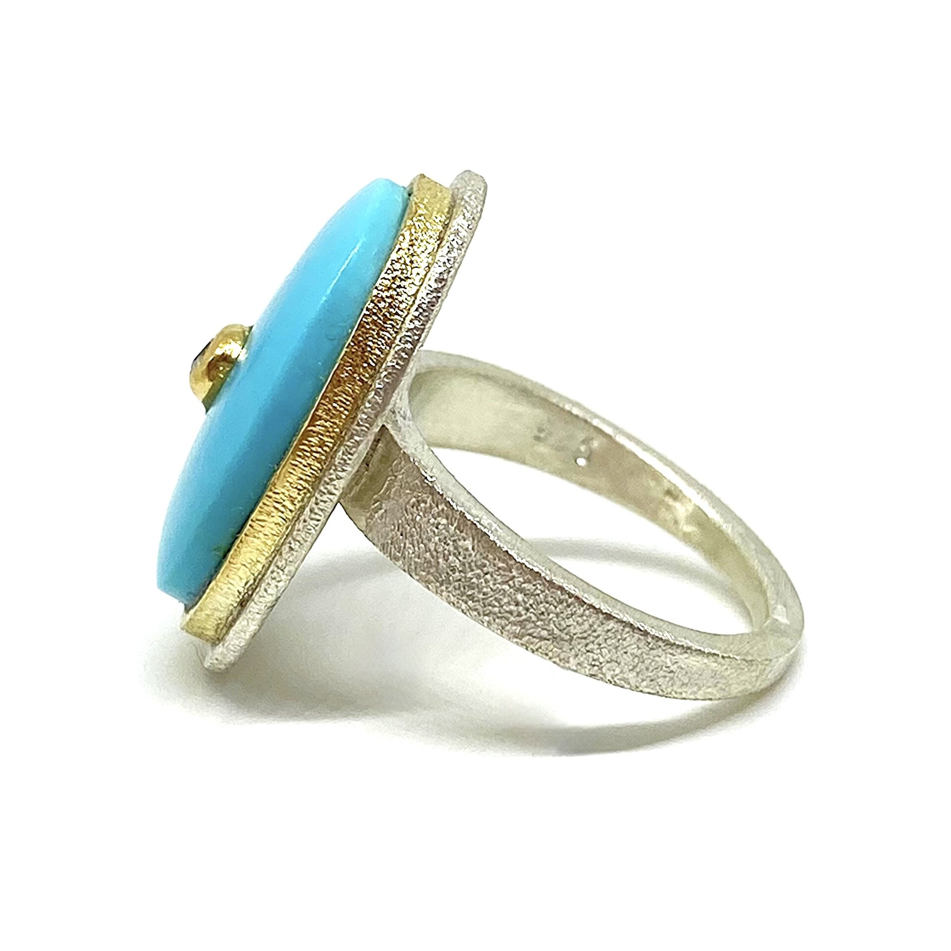 Exclusivo anillo con extraordinaria y gran Turquesa ovalada natural de Arizona. - 4
