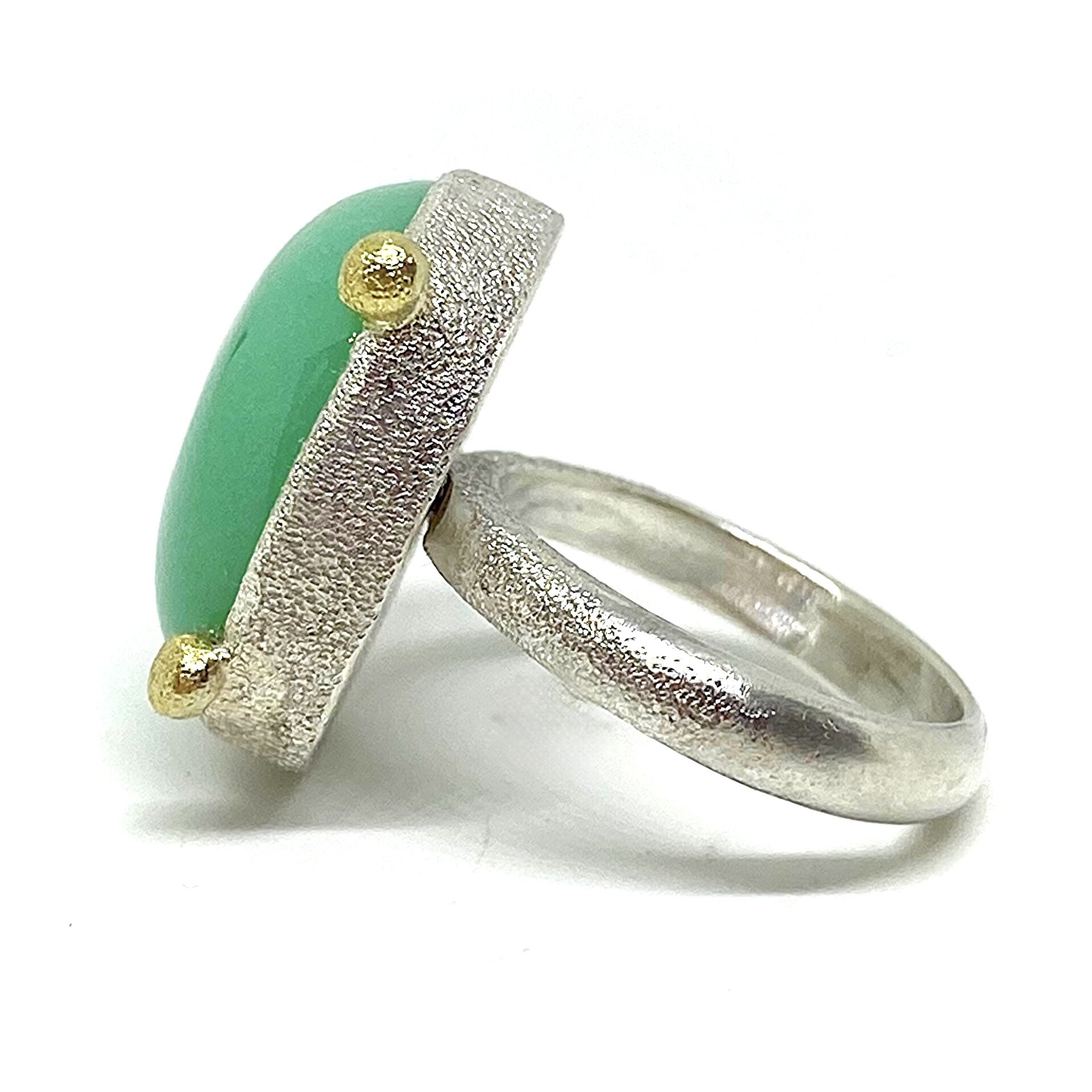 Magnífico anillo con magnífica y gran Calcedonia verde (Crisoprasa) - 3