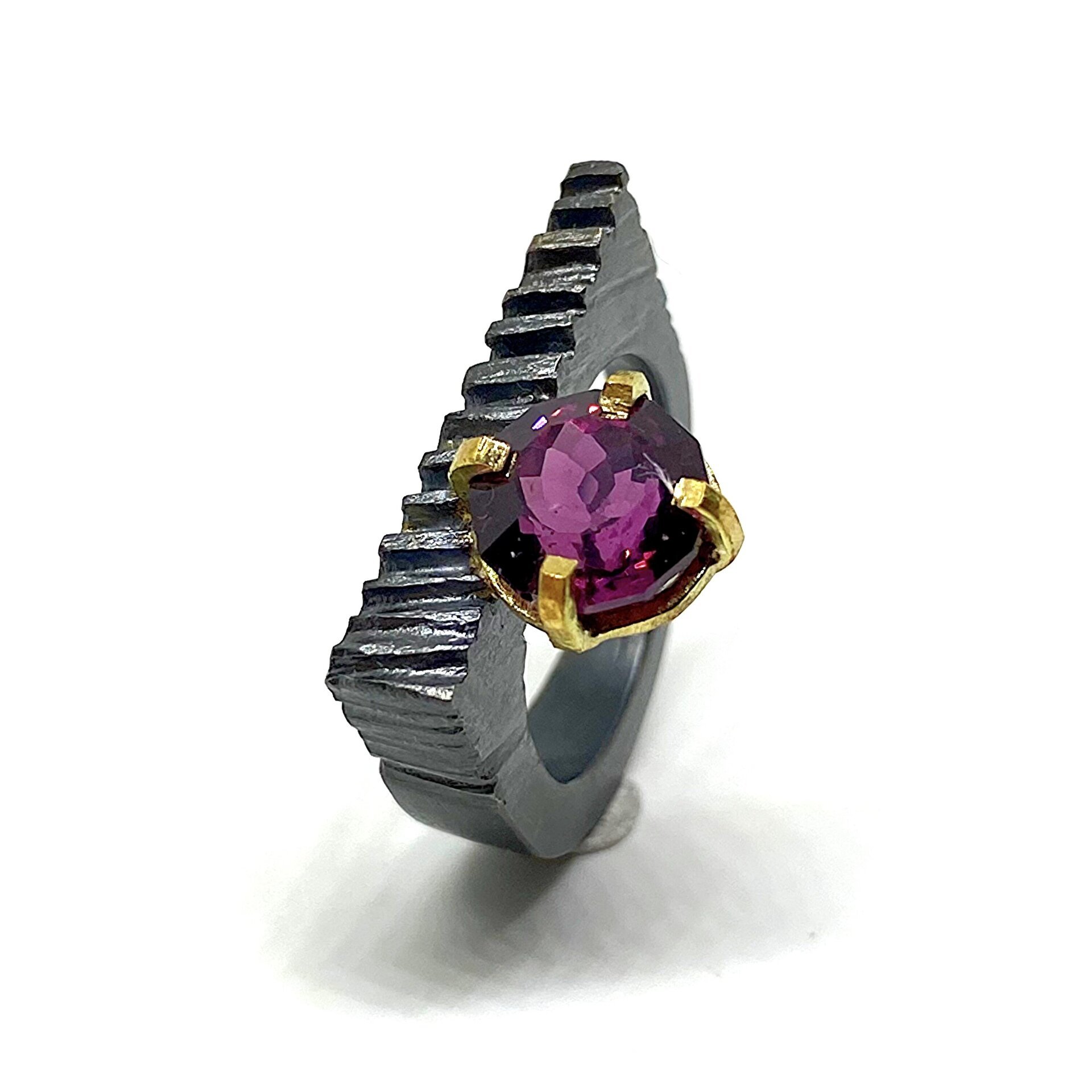 Exclusivo anillo con magnífico Granate Rodolita natural - 4