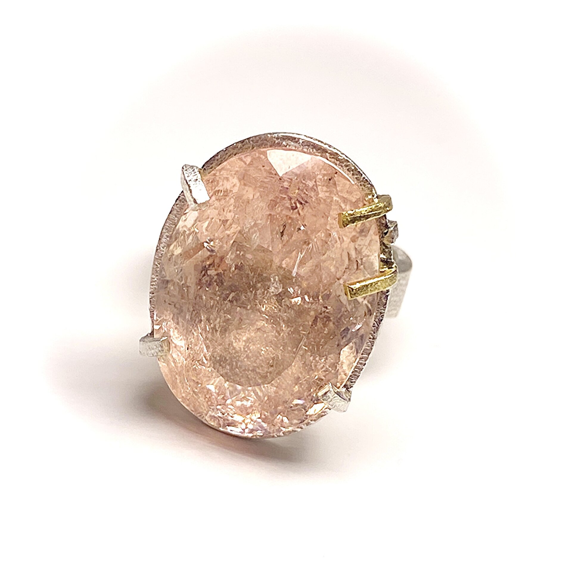 Hermoso y gran anillo con preciosa y enorme Morganita natural del Brasil. Anillo - 4